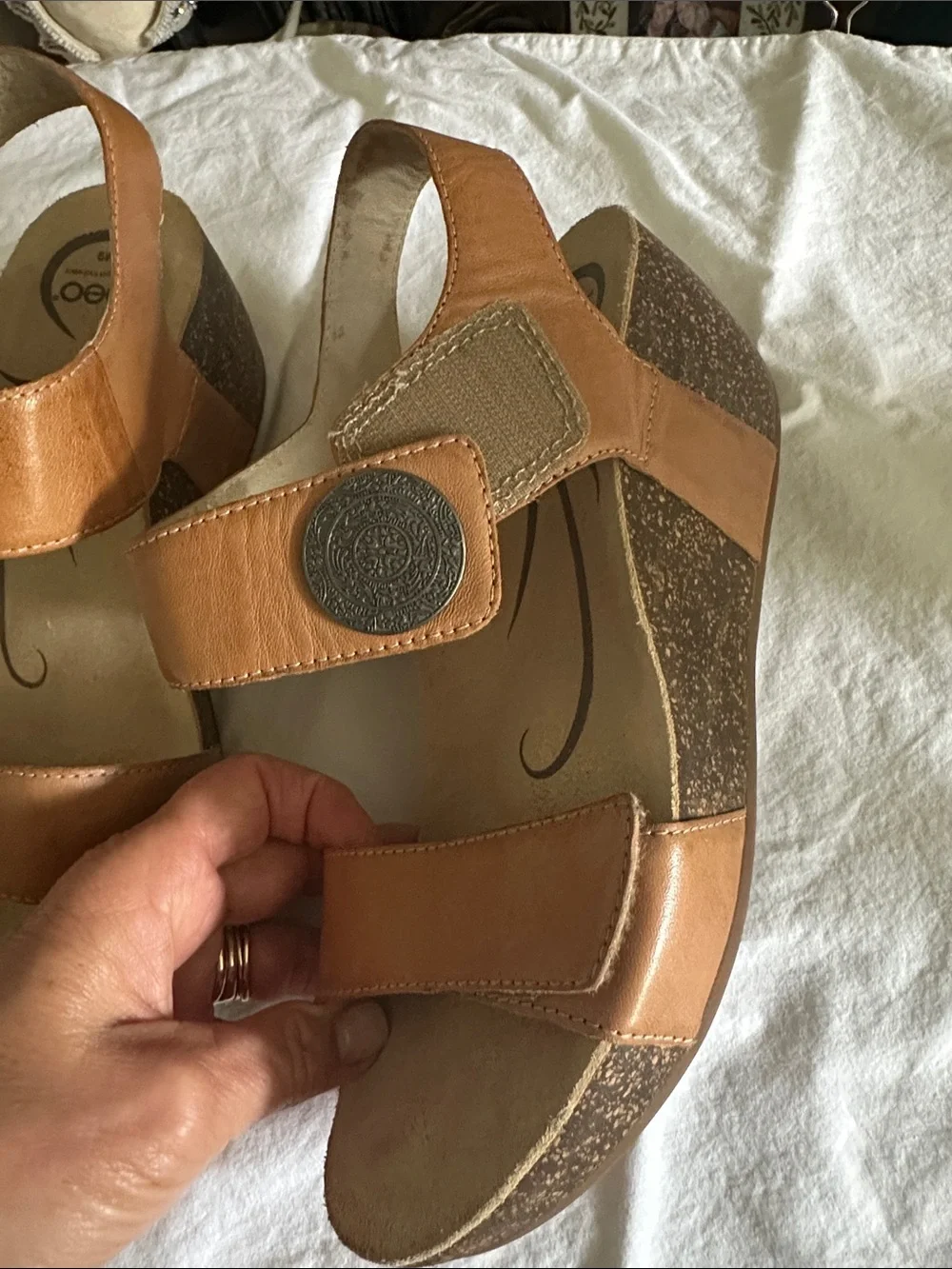 Abeo Una Tan Leather cork wedge Slingback Sandals 9 B.I.O